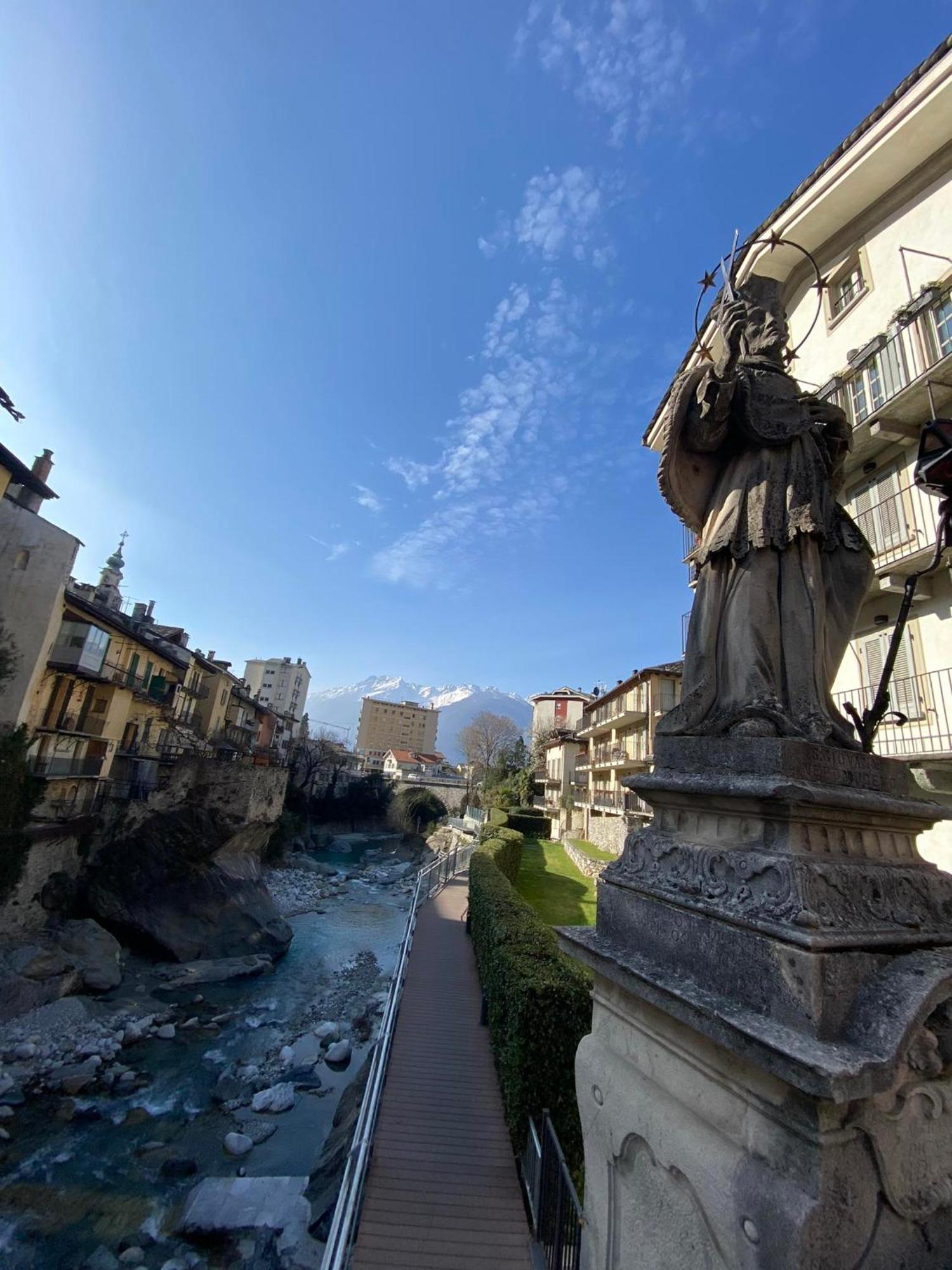 Casa Vacanze La Romantica Chiavenna Exterior photo